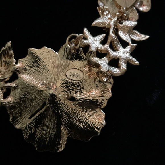 Joan Rivers Bluebird and Flowers, Necklace, Limited Edition. - Picture 4 of 6